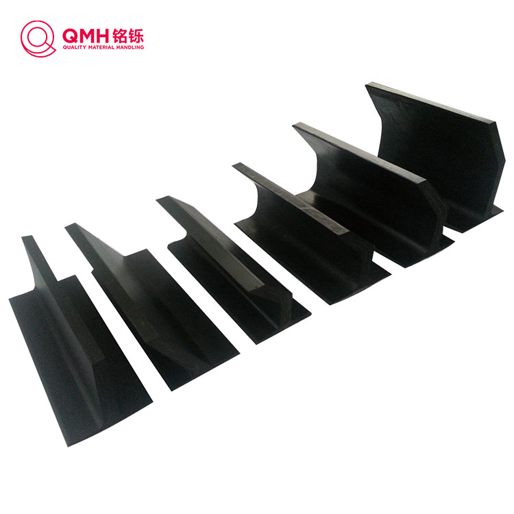 Why Is a Sidewall Conveyor Belt Cleat Essential for Efficient Material Handling?