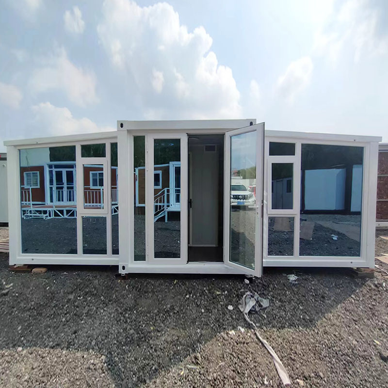 Why Choose a 10 Feet Expandable Container House for Modern Living?