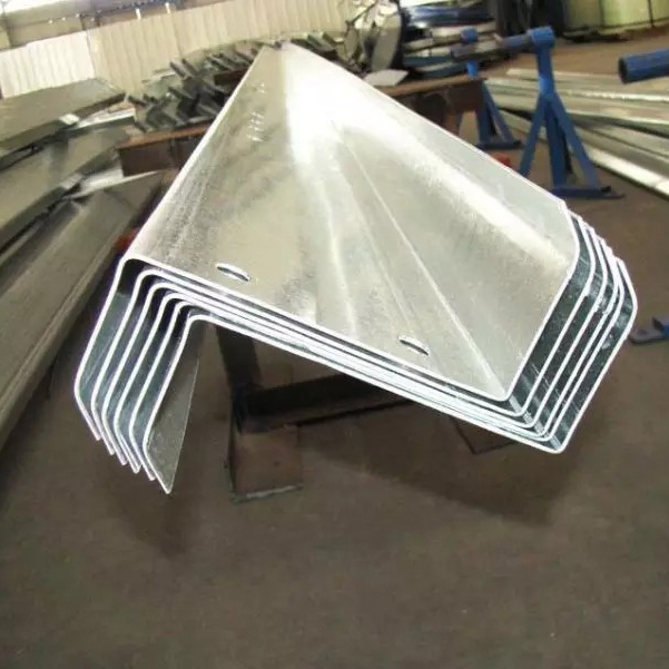 Why Is Z-Beam Steel Fabrication Essential for Modern Steel Structure Projects?