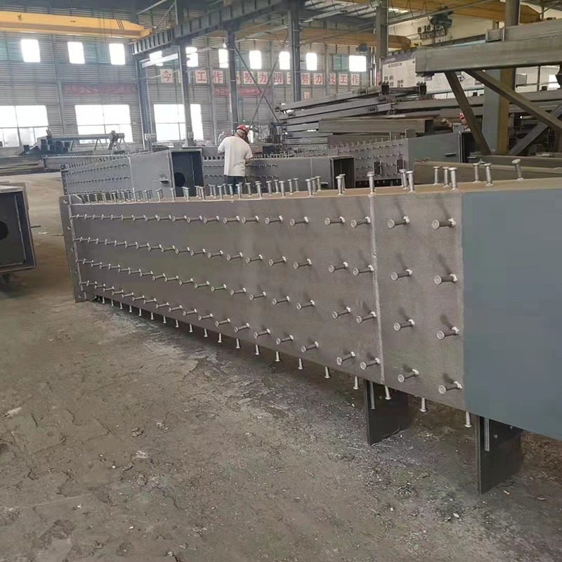 How Does Box Beam Steel Fabrication Support Customized Ship Structures?