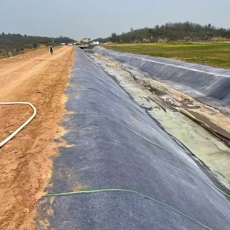 Does an Aquaculture Pond Concrete Blanket Prevent Water Seepage