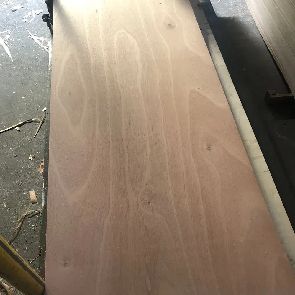 915X2135X2.7mm Red Pencil Cedar Plywood Door Skin Wood Veneer Door Skin