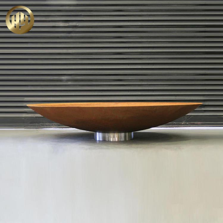 Flat Round Metal Rusty Outdoor Warming Simple Fire Pit Heater