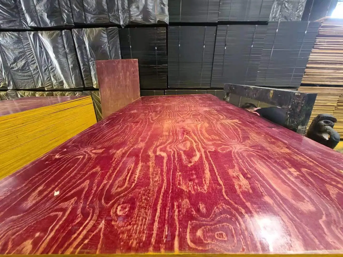 High Quality China Made From Imported Wood Material Marine Plywood Film Faced Plywood Constrution Plywood/GF0073
