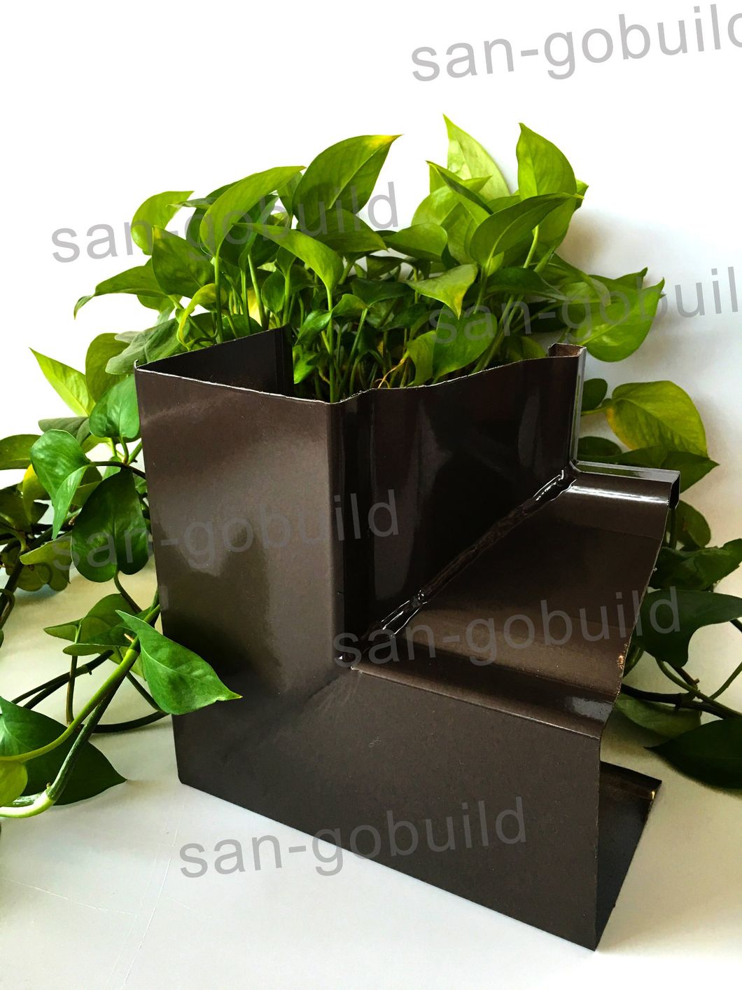 Hot Sale Aluminum Gutters and Downspouts Easy Install K-Style Gutter System Aluminum Products Roof Rainwater Gutter