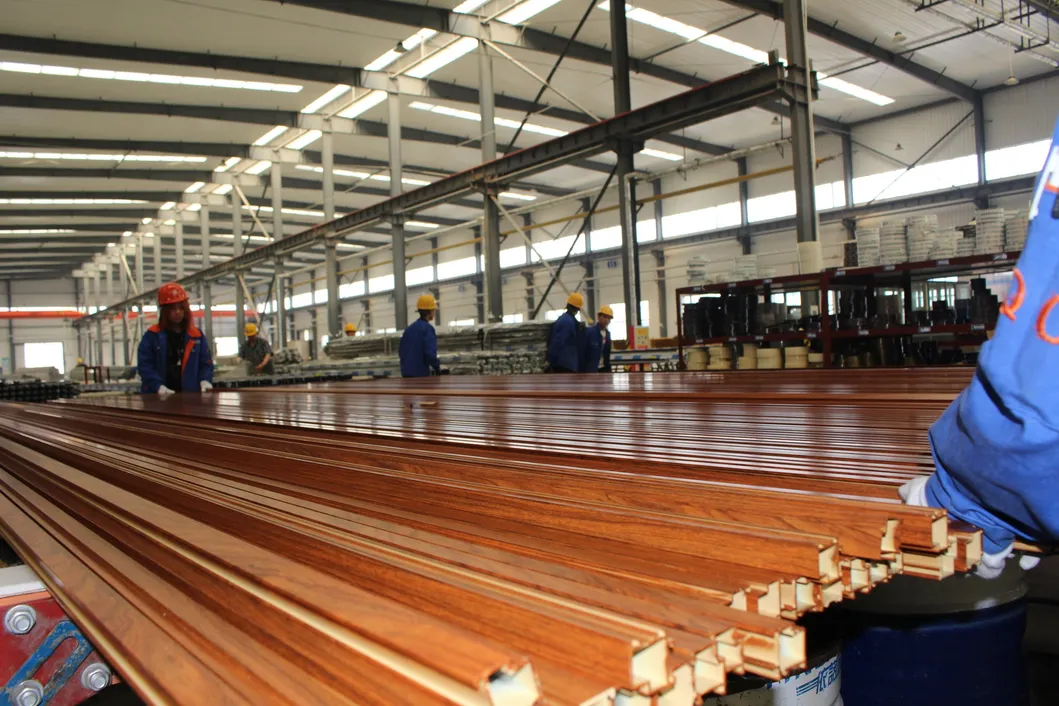 Kemet Aluminium Window with Aluminum Section