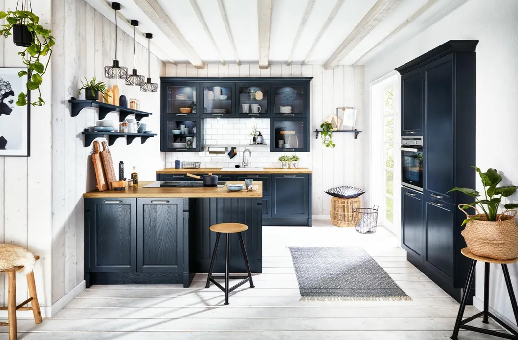 Okoume/Bintangor/Poplar/Birch/Pine/Hardwood Plywood 1220*2440mm for Decoration